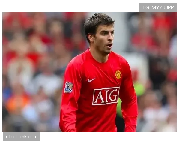 皮克这豪宅泳池派对开得，真当自己还是巴萨宠儿啊？